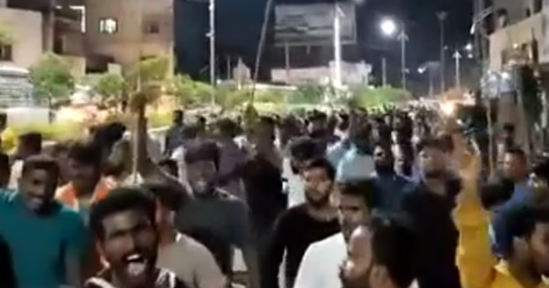 തെലങ്കാനയില്‍ പശുക്കടത്ത് ആരോപിച്ച് ഇരുവിഭാഗങ്ങള്‍ തമ്മില്‍ സംഘർഷം; 13 ബിജെപി നേതാക്കള്‍ അറസ്റ്റില്‍, സ്ഥലത്ത് നിരോധനാജ്ഞ