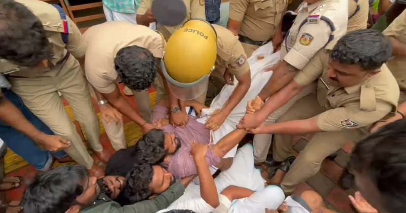 പ്ലസ് വണ്‍ സീറ്റ് പ്രതിസന്ധി; കണ്ണൂരിൽ കെഎസ്‌യു പ്രതിഷേധം, പ്രവർത്തകരെ കസ്റ്റഡിയിൽ എടുത്ത് പോലീസ്