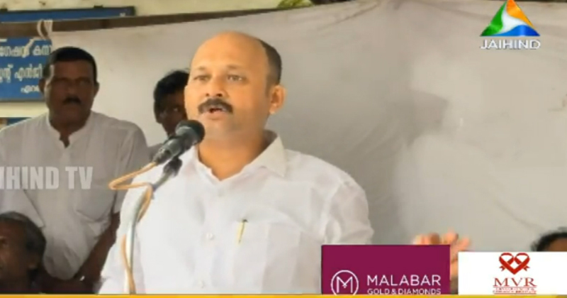 കൊച്ചി നഗരത്തിലെ വെളളക്കെട്ട്; സര്‍ക്കാരിന്‍റെ വീഴ്ചയില്‍ പ്രതിഷേധിച്ച് കോണ്‍ഗ്രസിന്‍റെ ധര്‍ണ്ണ