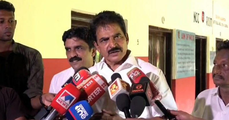 പാലക്കാട്ടെ പാതിരാ റെയ്ഡ് ; ബിജെപിയുടെ തിരക്കഥയില്‍ പിണറായി വിജയന്‍ സംവിധാനം ചെയ്ത സംഭവം ; കെ സി വേണുഗോപാല്‍