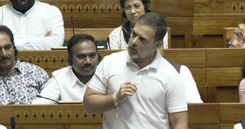 'ഇന്ത്യയ്ക്ക് ചക്രവ്യൂഹത്തില്‍ അകപ്പെട്ട അഭിമന്യുവിന്‍റെ അവസ്ഥ', നിയന്ത്രിക്കുന്നത് 6 പേര്‍; ആഞ്ഞടിച്ച് രാഹുല്‍ ഗാന്ധി