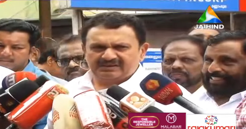 ജനങ്ങളുടെ കണ്ണിൽ പൊടി ഇടുന്ന പ്രവത്തനമാണ് സര്‍ക്കാര്‍ നടത്തുന്നത്; കോൺഗ്രസ് പാർട്ടിക്കുള്ളിൽ ഒരു തർക്കവുമില്ലെന്ന് കെ. മുരളീധരന്‍