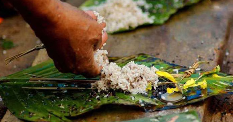 ഇന്ന് കർക്കിടക വാവ്; പിതൃസ്മരണയില്‍ ബലിതർപ്പണ ചടങ്ങുകള്‍