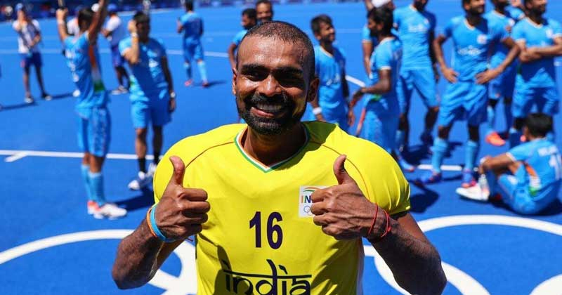 മികച്ച കായിക താരത്തിനുള്ള ഉമ്മന്‍ ചാണ്ടി പുരസ്‌കാരം ഒളിമ്പ്യൻ പി.ആര്‍. ശ്രീജേഷിന്