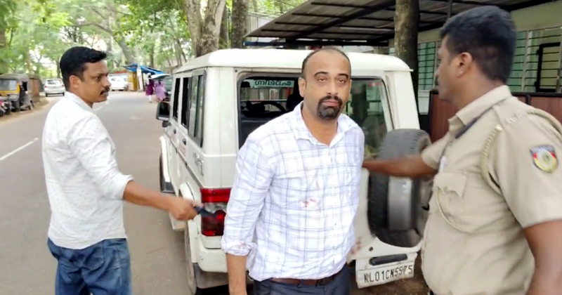 തിരുവനന്തപുരത്ത് ഭാര്യയെയും മകനെയും കുത്തി പരുക്കേല്‍പ്പിച്ചു; പ്രതി പോലീസ് കസ്റ്റഡിയില്‍