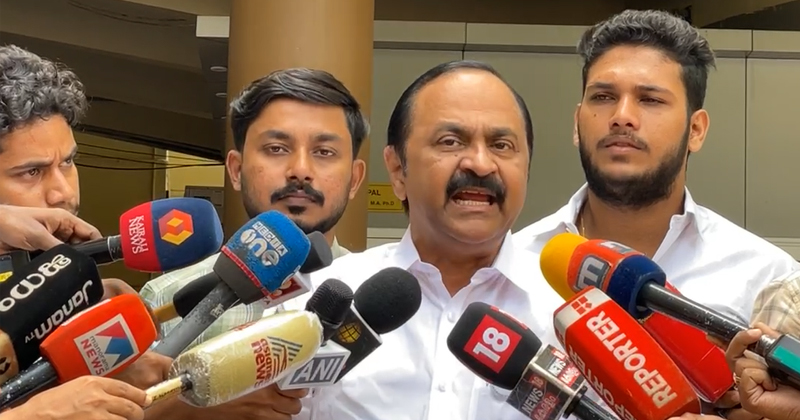 പാലക്കാട്ടെ റെയ്ഡിന് പിന്നില്‍ ബിജെപി സിപിഎം ഒത്തുകളിയെന്ന് പ്രതിപക്ഷ നേതാവ്