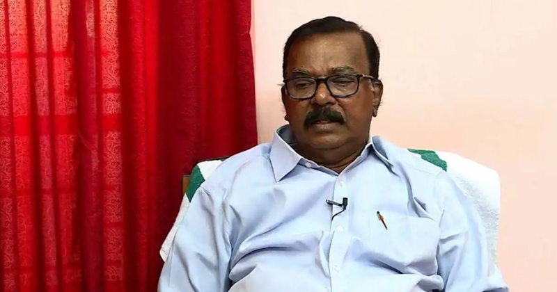 ചിലര്‍ പെരുമാറുന്നത് കാള്‍ മാര്‍ക്‌സിന്റെ അച്ഛനെപ്പോലെ: പിണറായിക്കെതിരെ ഒളിയമ്പെയ്ത് സി ദിവാകരന്‍