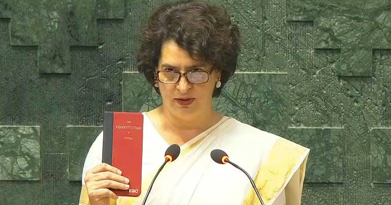 ഭരണഘടന ഉയർത്തിപ്പിടിച്ച്  വയനാട് എംപിയായി പ്രിയങ്ക ഗാന്ധി സത്യപ്രതിജ്ഞ ചെയ്തു