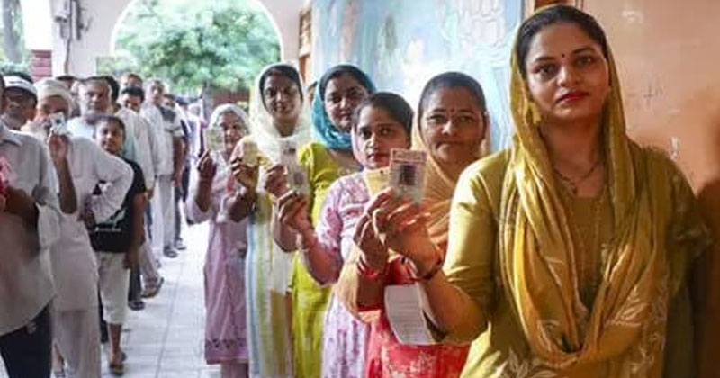 ​ജാ​ർ​ഖ​ണ്ഡിൽ ആദ്യഘട്ട വോട്ടെടുപ്പ് പുരോഗമിക്കുന്നു